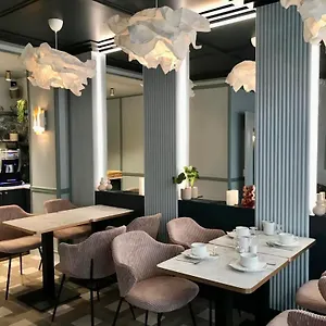 Amadeus Hotel Paris