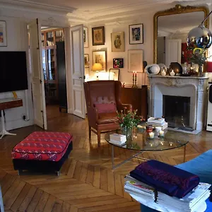 Apartment Rue De Paradis Paris