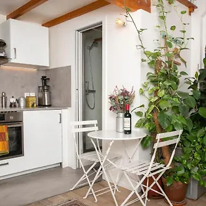 Cosy !!! Bed & Breakfast Paris