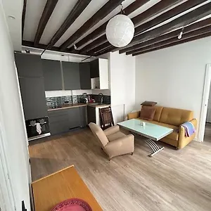 Apartment Calme Et Charmant Arts Et Metiers Paris