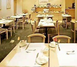 Ramada Tour Eiffel 3*