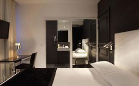 First Hotel Paris Tour Eiffel photos Room